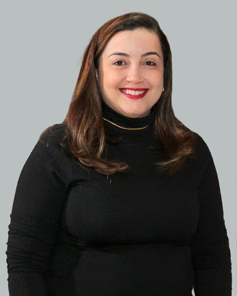Thássia Cristina Gomes
